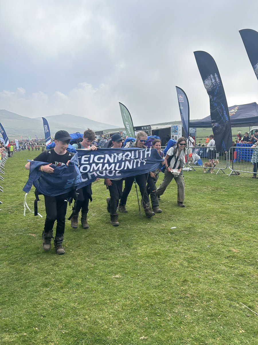 GeogMonkey's tweet photo. Well done to the 35 mile team who, despite the heat and the fact that this was the first time for all of them, completed the distance with time to spare. Tears, hugs and celebrations at the end. We’re so proud of what you’ve achieved #TenTors24 @TCSExeterRoad https://t.co/yKL7i43XZq