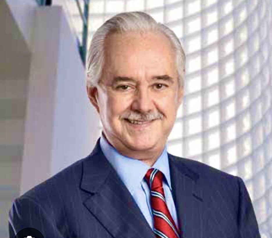shamuko01's tweet photo. LORENZO H ZAMBRANO TREVIÑO , ESTE DÍA 12 DE MAYO SE CUMPLEN 10 AÑOS DE SU AUSENCIA... GRAN EMPRESARIO,  PRESIDENTE DE CEMEX Y DEL TEC DE MONTERREY... QPD 🙏🏻🙏🏻🌹🌹 https://t.co/jq1ImR4lDt