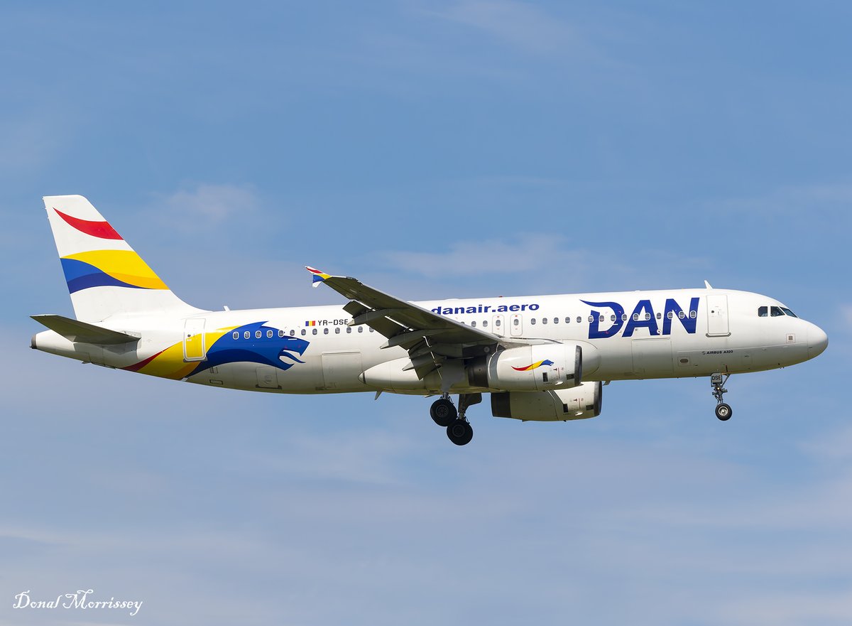 Dan Air @Airbus A320-232 YR-DSE arriving @DublinAirport from Bacau.
#avgeek #aviation #airline #airtravel #airbus #danair #DublinAirport #Planespotting