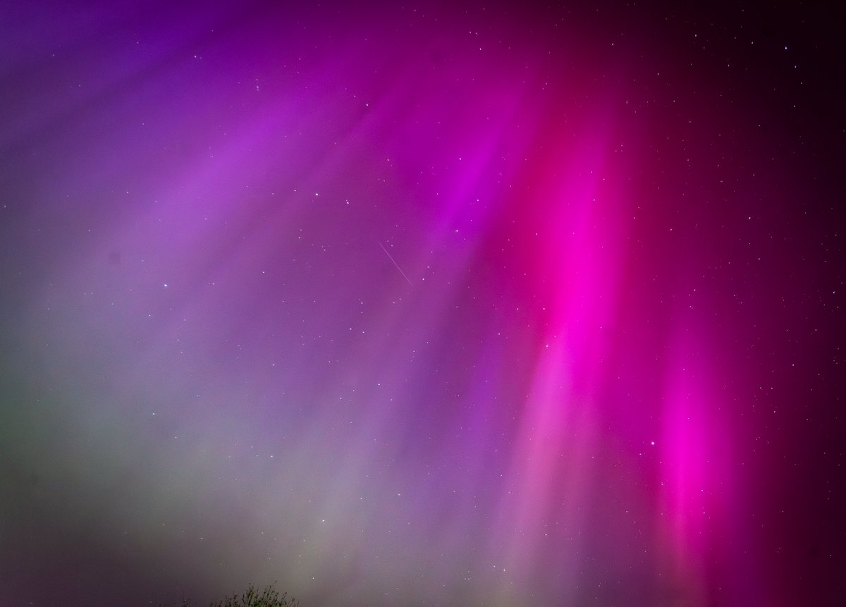 Paul Dibben (@yogibear60) on Twitter photo Aurora in Dorset on Friday , A Spectacular Display !
<a href="/sherbornetimes/">Sherborne Times</a>
<a href="/VisitSherborne/">VisitSherborne</a>
<a href="/DeanMurraySWNS/">Dean Murray</a>
<a href="/sherborne/">sherborne</a>
<a href="/bvmmagazine/">Blackmore Vale Mag</a> Aurora in Dorset on Friday , A Spectacular Display !
<a href="/sherbornetimes/">Sherborne Times</a>
<a href="/VisitSherborne/">VisitSherborne</a>
<a href="/DeanMurraySWNS/">Dean Murray</a>
<a href="/sherborne/">sherborne</a>
<a href="/bvmmagazine/">Blackmore Vale Mag</a>