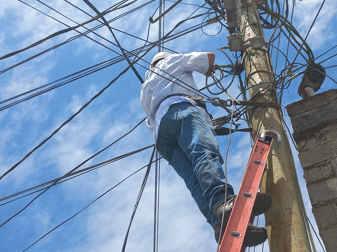 #Nacionales | Cantv restable servicio a 78 mil suscriptores durante el mes de abril Amplía la información: noticierovenevision.net/noticias/nacio… #NoticiasVenevision #12May