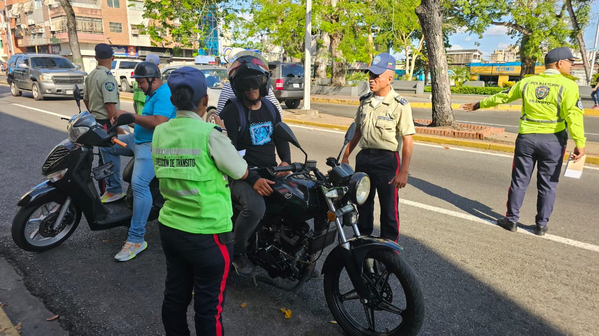 #Nacionales | Activan operativo de seguridad en Coro por accidentes con motos Amplía la información: noticierovenevision.net/noticias/nacio… #NoticiasVenevision #12May