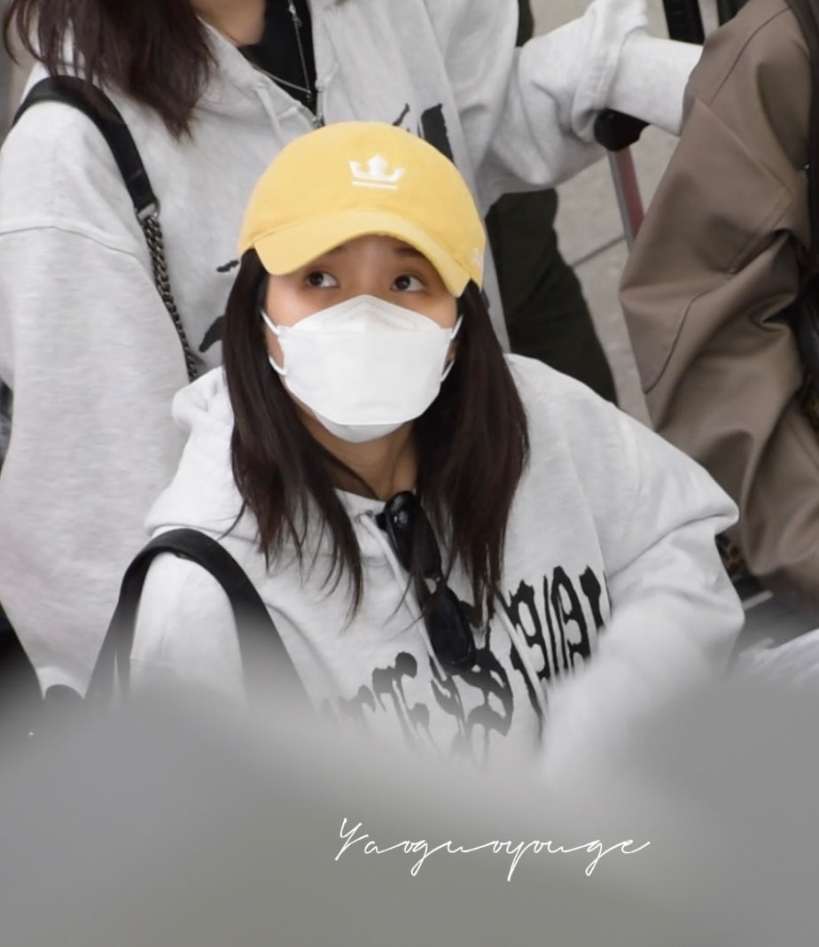 240512 JFK Departure 萌鼠了💛💛💛 #Soyeon #soyeon #SOYEON #jeonsoyeon