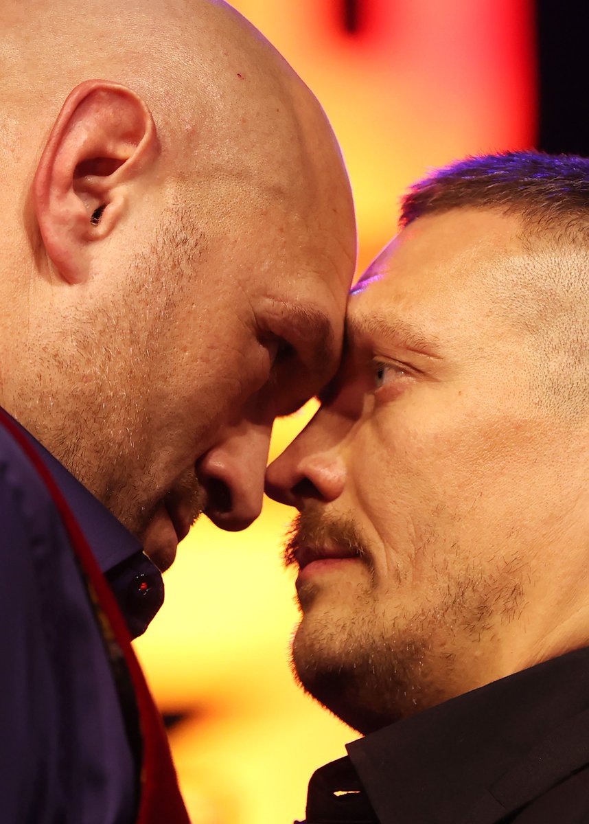 𝗖𝗹𝗮𝘀𝗵 𝗢𝗳 𝗗𝗲𝘀𝘁𝗶𝗻𝗶𝗲𝘀: @AKrassyuk on the contrasting styles, personalities and approaches of Tyson Fury and Oleksandr Usyk. Read: buff.ly/3UDSSL9 #FuryUsyk
