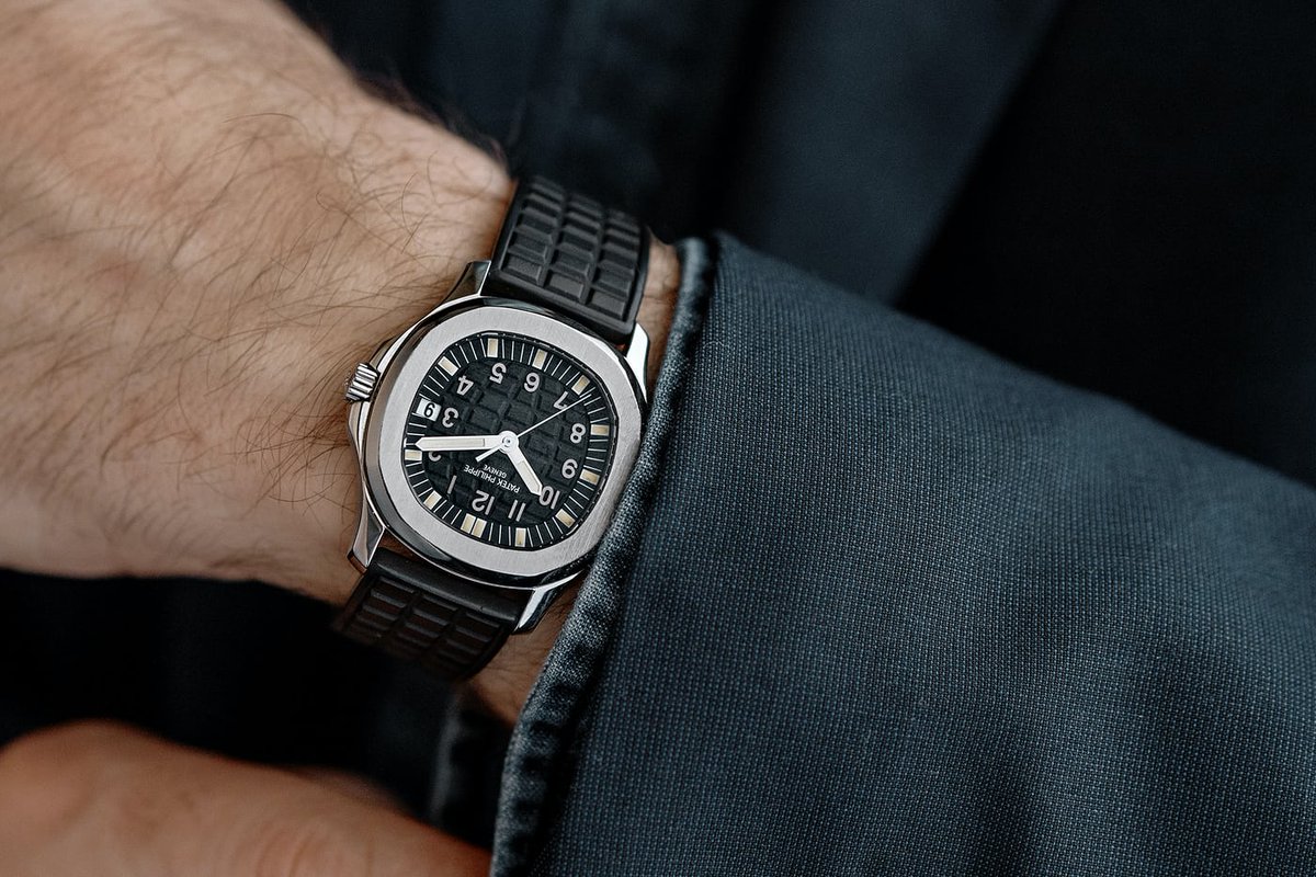 Patek Philippe Aquanaut History 
The watchmaking house of Patek Philippe has been characterized by revolutionizing the market, and it did so once again with the presentation of  #LuxuryWatches luxurywatchesusa.com/patek-philippe… #PatekPhilippe #Blog