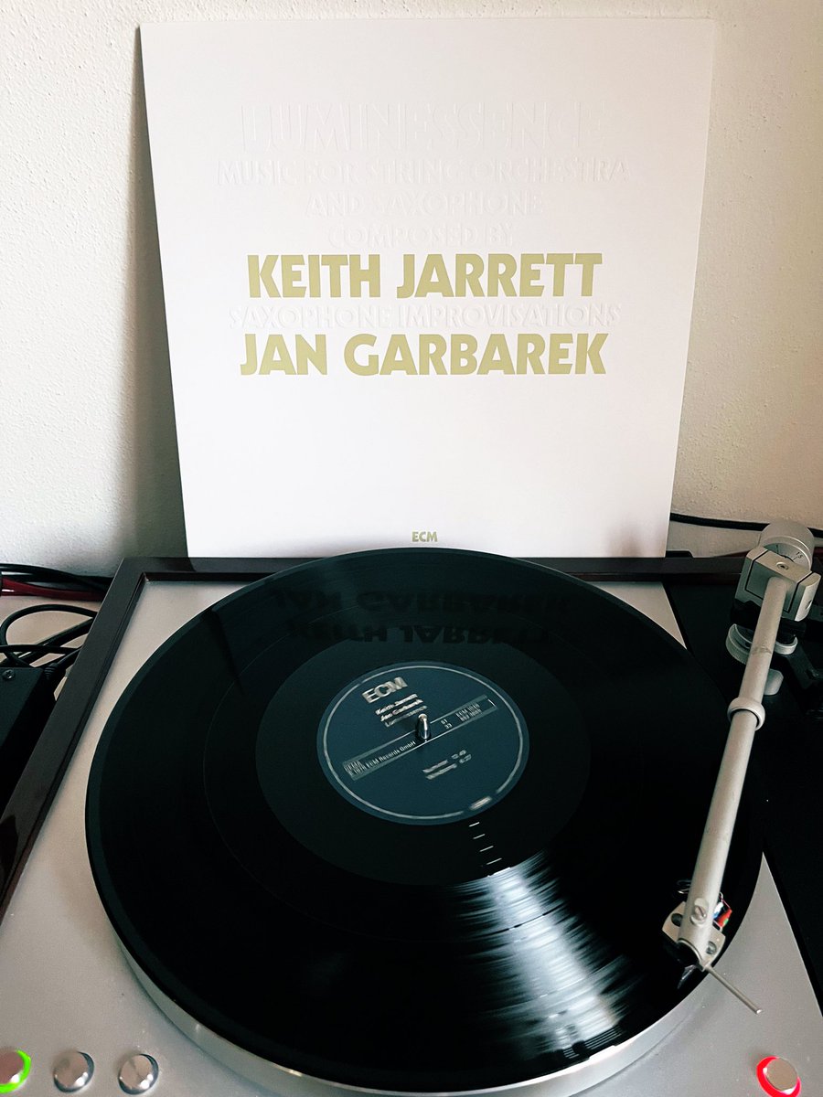 Keith Jarrett / Jan Garbarek “Luminessence: Music for String Orchestra and Saxophone” (ECM Records, 1975), 2024 @ECMRecords Luminessence Series reissue
#NowPlaying #vinylcommunity