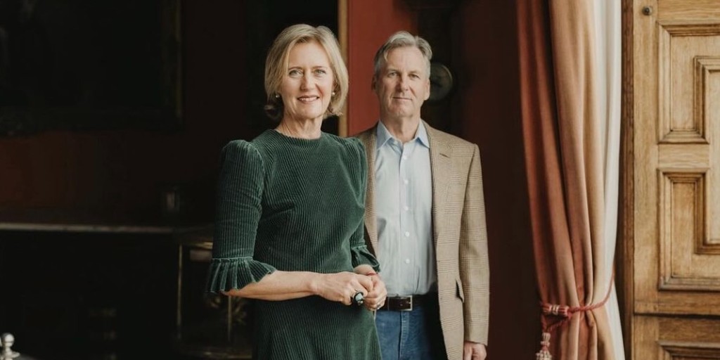 Did you see us in The Financial Times, How to Spend it✨ Lord and Lady Barnard talk about their inspiration behind the 'Rising' Scheme Read the full article here | bit.ly/3wwpCOs @FT @FinancialTimes 📸 Mark Anthony Fox