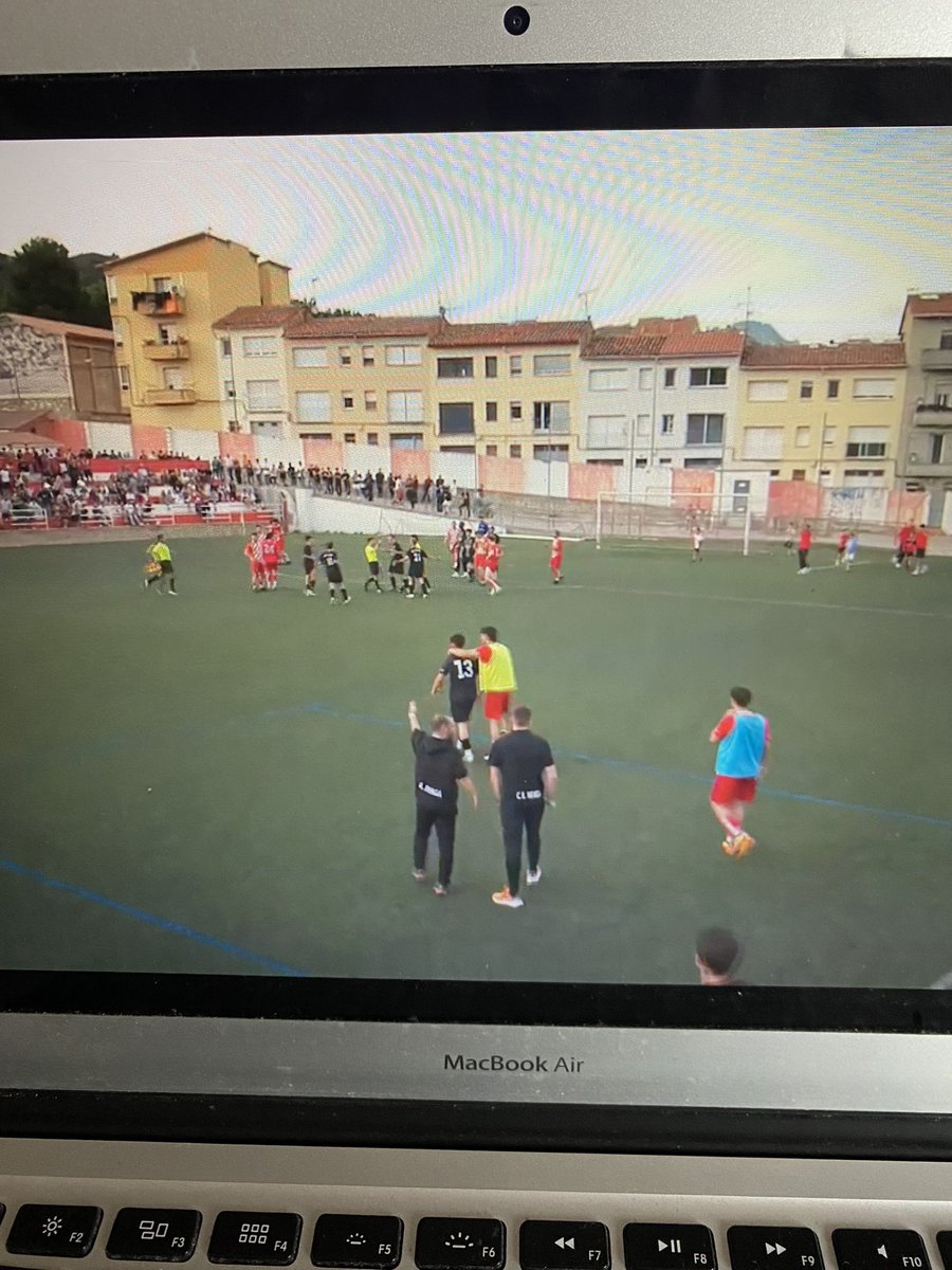 Els derbis són del <a href="/ceberga1913/">Club Esportiu Berga</a> 🔴⚪️🔴