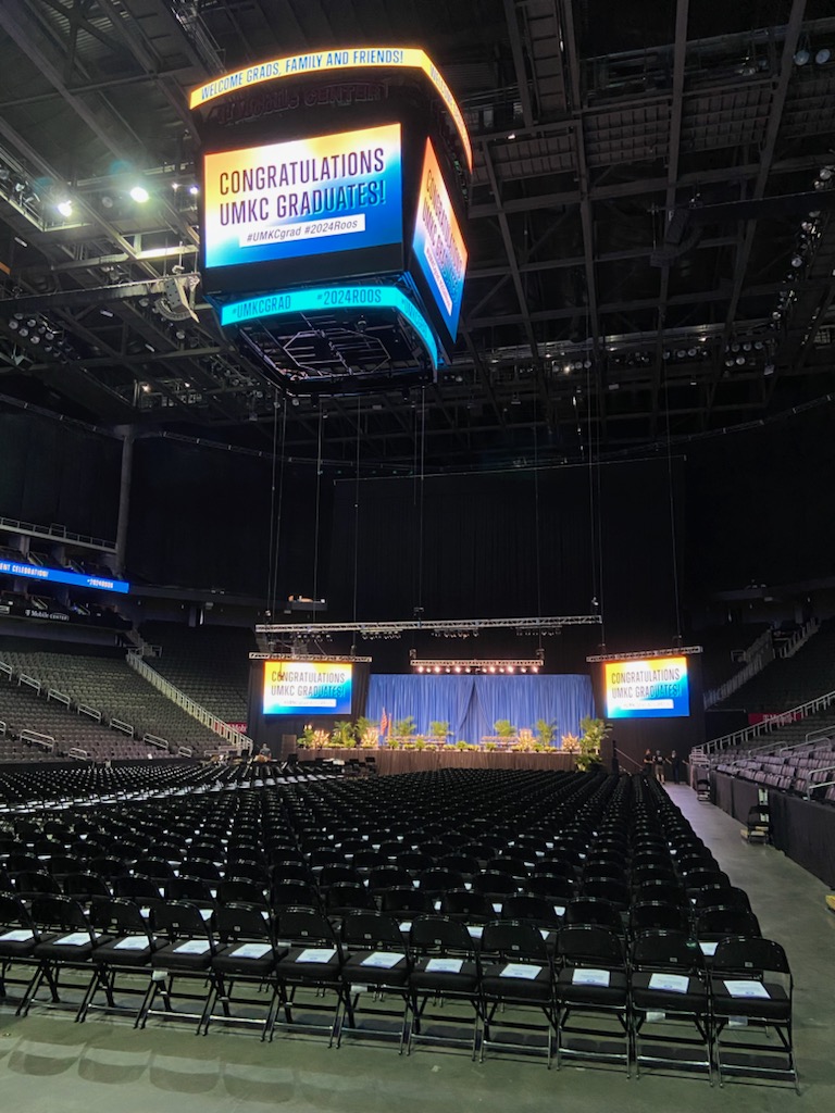 Happy UMKC Commencement day! If you can't make it to the @tmobilecenter today, hop on the livestream. vimeo.com/event/4288690/…