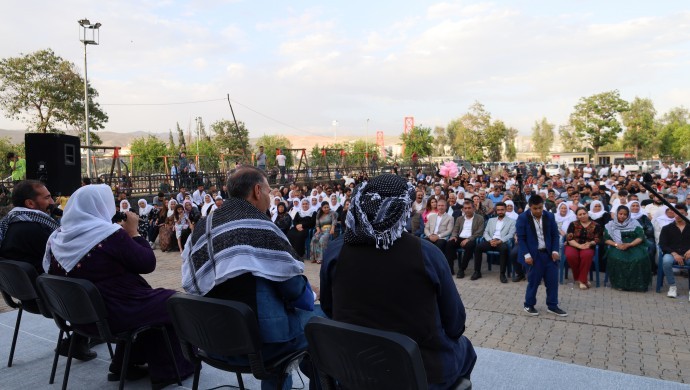 Cizre'de Dil, Kültür ve Sanat Festivali başladı nupel.tv/cizrede-dil-ku…