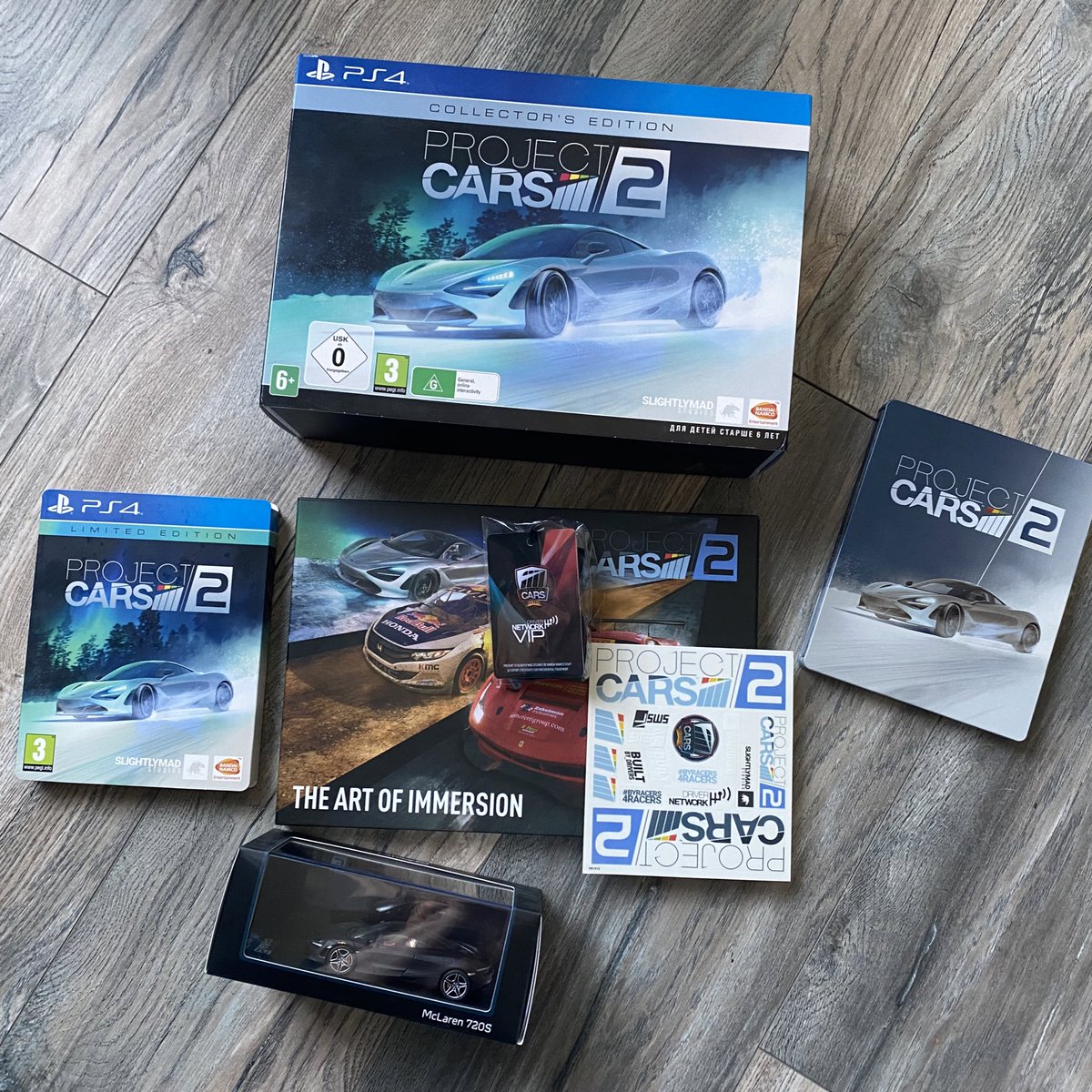 RaceSimCentral's tweet image. New arrival. European version, obviously, but the incredible art book and inserts are all in English. $30 on eBay, I’d only owned it on Steam before this.  #simracing #projectcars2