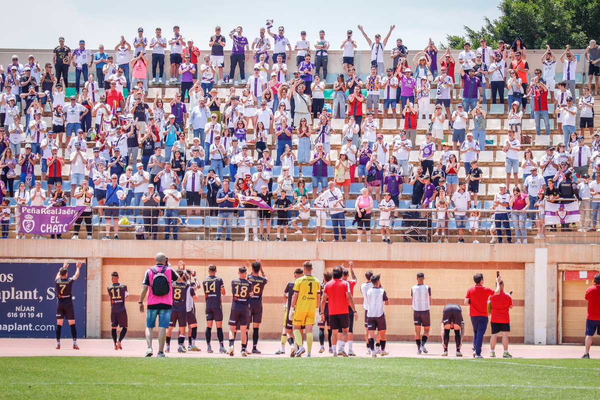 Javi Moyano 1️⃣7️⃣ (@javimoyano7) on Twitter photo No ha podido ser, toca resetear y olvidarse de lo que pudo ser y no fue, tenemos la experiencia de la temporada pasada, toca afrontar un playoff ilusionante, emocionante y con plenas garantías.
Con vosotros a nuestro lado, vamos por delante siempre 💪🏾🦎💜
<a href="/RealJaenCF/">Real Jaén C.F.</a> No ha podido ser, toca resetear y olvidarse de lo que pudo ser y no fue, tenemos la experiencia de la temporada pasada, toca afrontar un playoff ilusionante, emocionante y con plenas garantías.
Con vosotros a nuestro lado, vamos por delante siempre 💪🏾🦎💜
<a href="/RealJaenCF/">Real Jaén C.F.</a>