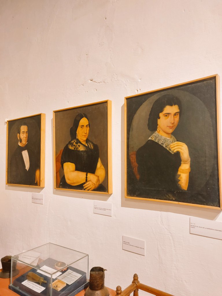 hyperFEDEX's tweet photo. Conocí el Museo Bogarin en Asunción. El archivo y objetos históricos expuestos son alucinantes. La casa está muy bien conservada y tiene un patio hermoso. De los mejores lugares de la ciudad. Vayan.

🎫 Entrada: 10.000 Gs.
📍 Está al lado de la Catedral de Asunción. https://t.co/aBLEtUMoo9
