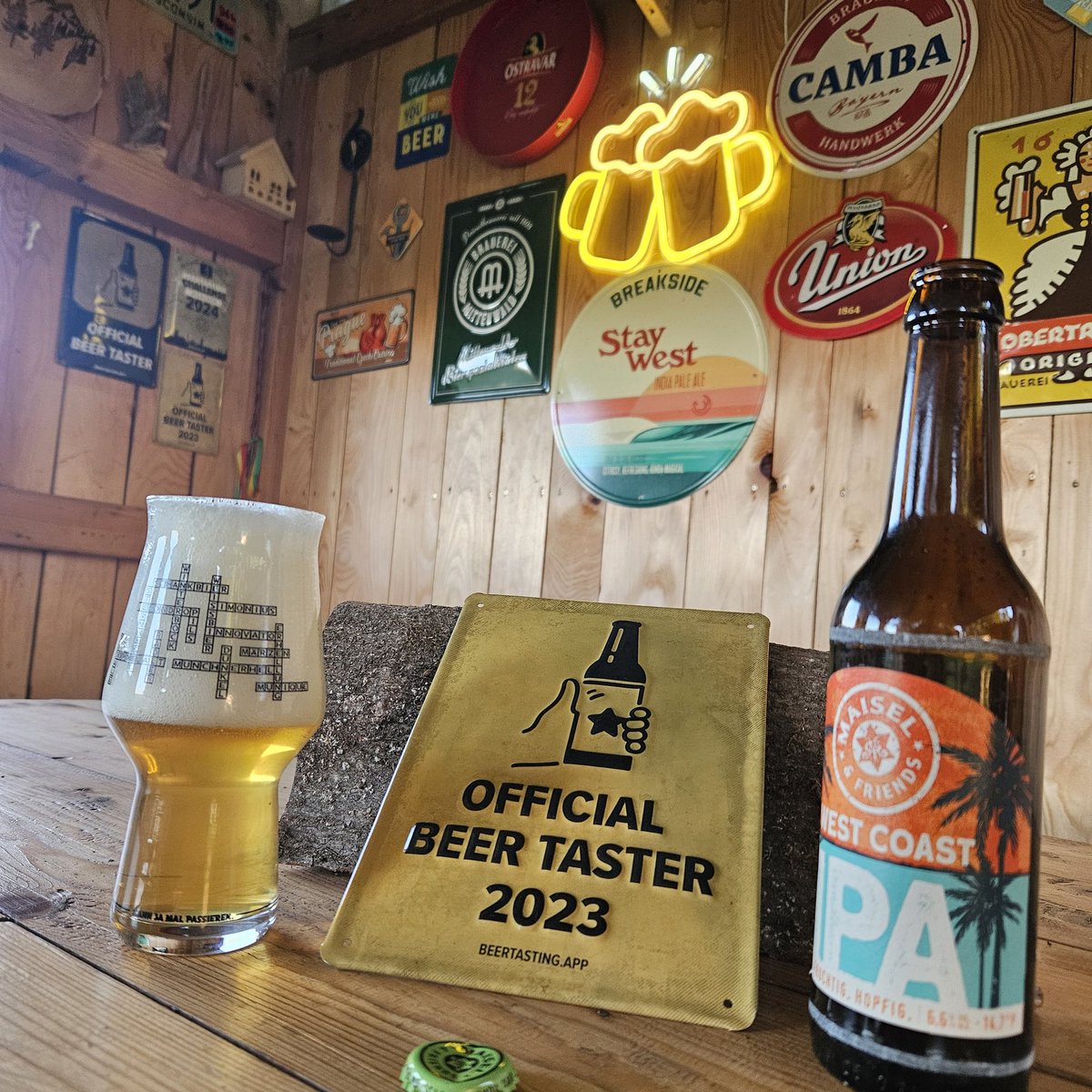 Woah, heute ein tolles West Coast #IPA von @maisel_friends. 🤩 Cooles Bier, fruchtig und schöne Bittere im Abgang. 👍😎🍻 #craftbeerhour #CraftBeer #beer #beerlover #bier #nazdraví #pivo #Prost #fump #biertest #BeerTasting #BeerTastingclub