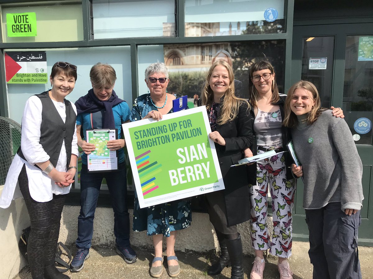 No more doors to knock in this sunny direction today, only cows! Thanks so much to everyone who has been busy on the campaign in Brighton this week - you’re very loved! #GreenDoorstep #GetGreensElected 💚👏🙏