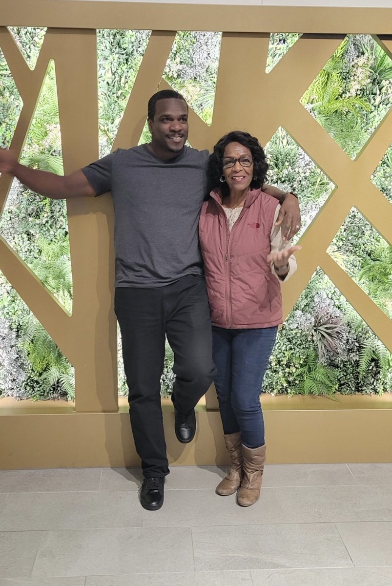 #HappyMothersDay to the GOAT 🐐