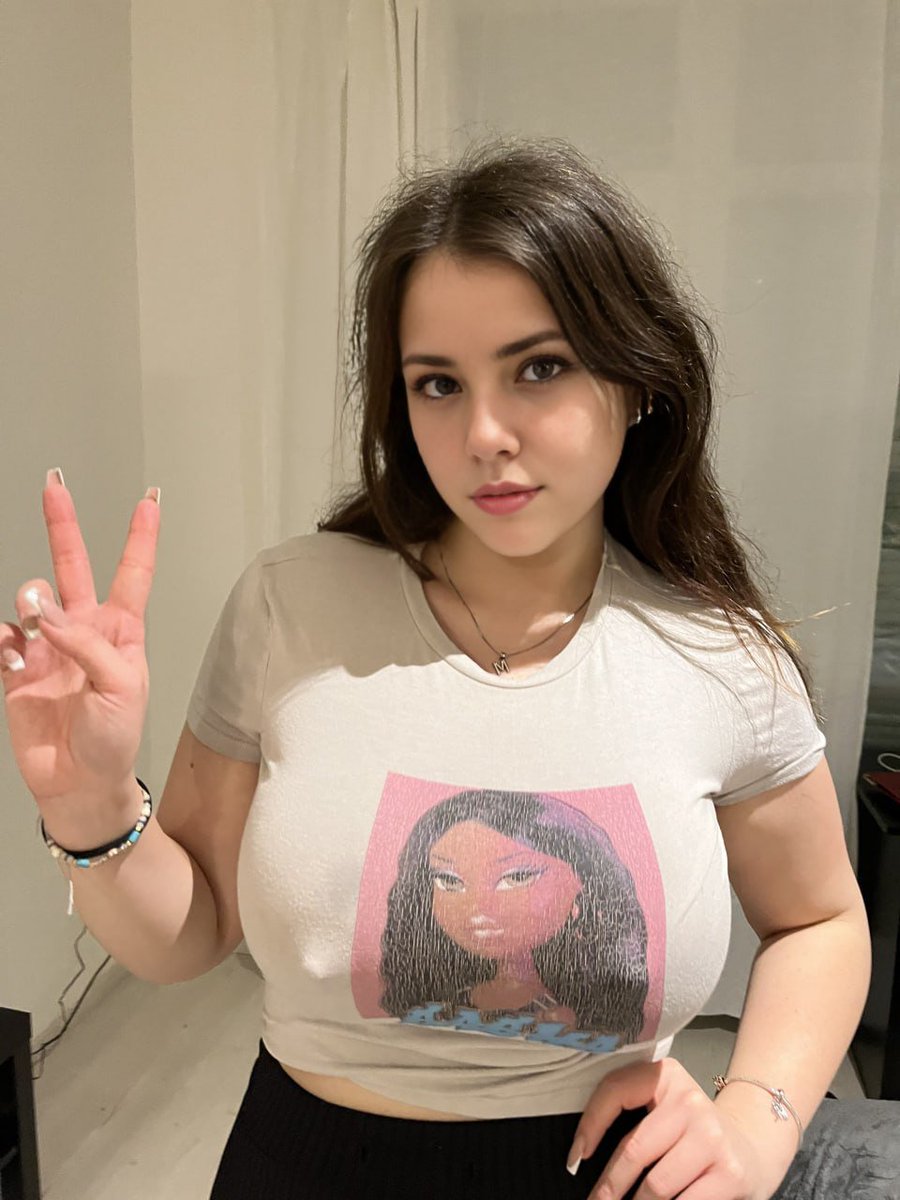 Join me and explore the unknown 🫢 t.co89SwlZqlOE. @laurenxburch. 