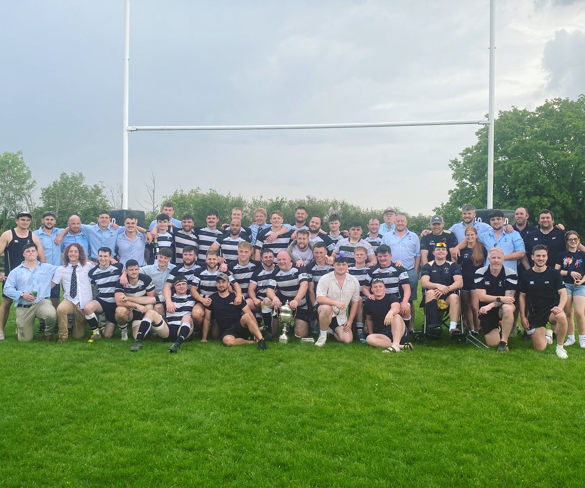 What a day! ⚫️⚪️

Luctonians RFC 3rdXV  22 - 19  Bridgnorth RFC 2ndXV - Winners of the North Mids Shield Plate 

Luctonians RFC 2ndXV 20 - 19 Bromsgrove RFC - Winners of the North Mids Cup