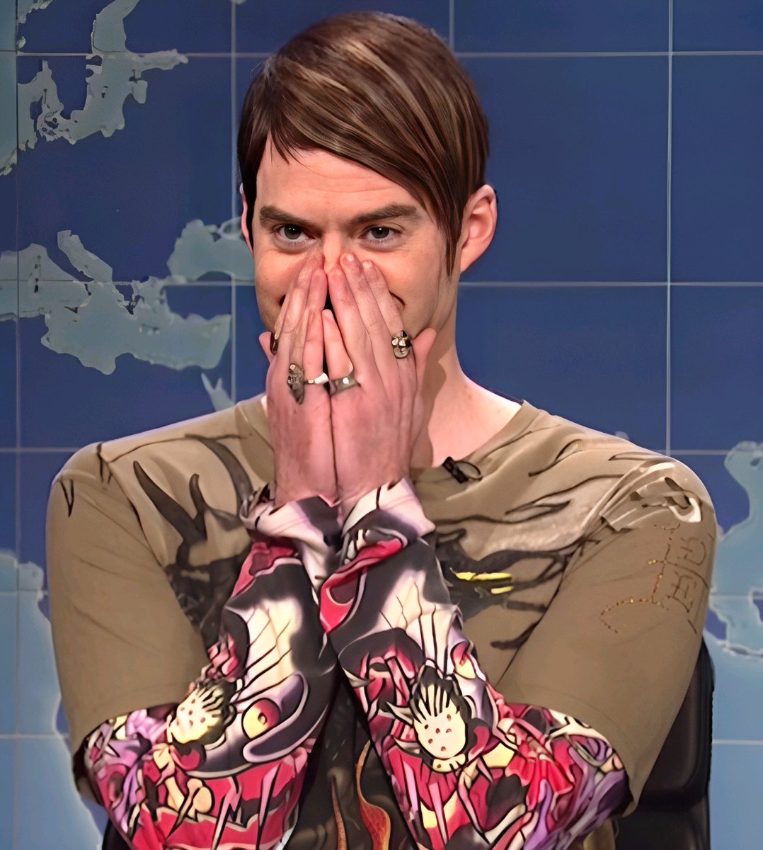 Stefon: 'If you're looking for some fun, look no further: New York's hottest courtroom is room 1530 of Manhattan's Criminal Court. This place has everything: Bible salesmen, porn stars, bad toupees, women wearing Gucci, gag orders, bad artists, black robes, and a cut security