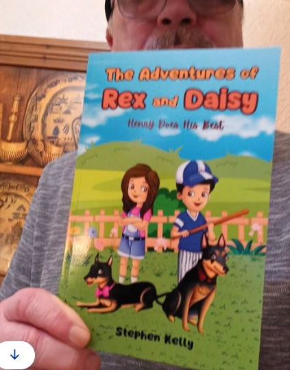 Wonderful delivery today from Stephen Michael Kelly @Smk103004Kelly - a signed copy & message for my grand-daughters Sophie and Bella who are going to love the read👍😃 The Adventures of Rex and Daisy