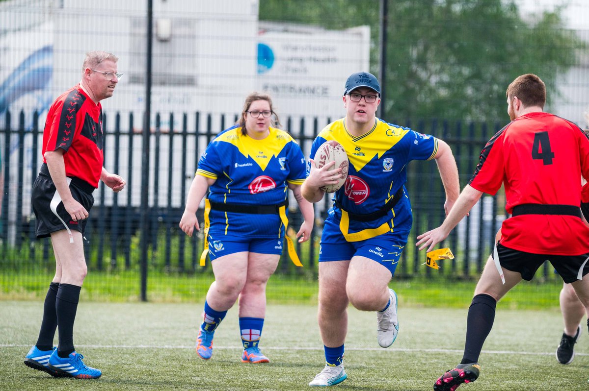 WWRLFoundation's tweet photo. Today shows what Rugby League is all about 💛💙 
Our @ComIntCare @LDSuperLeague team were over in Wigan today for their first festival of the year. 

For more photos of todays action, check out the link below: 

https://t.co/Fr9niBFriK https://t.co/05oHbeVc82