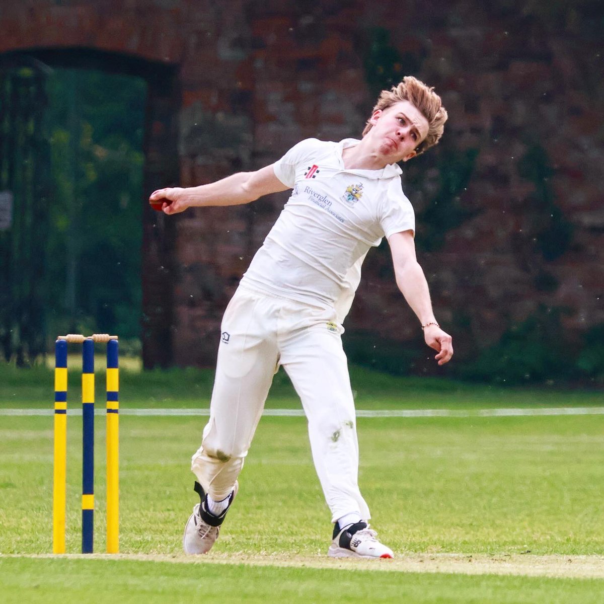 Some bowling action shots @BourneCC #Cricket #CricketTwitter #cricketlover #cricketphotography