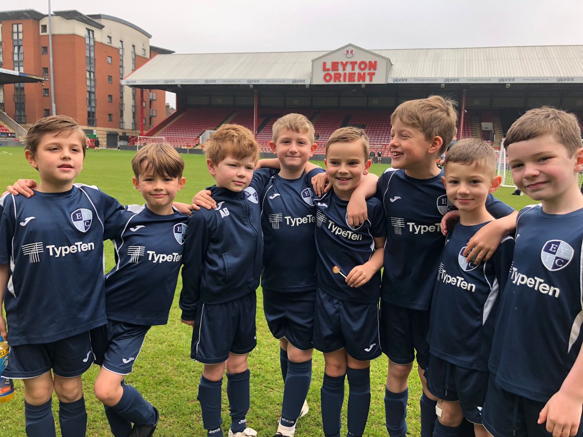 Our U7 Knights played in a tournament at Leyton Orient yesterday. There were lots of smiles and it was a great experience on a very hot day! ☀️⚽️⚜️

#eppingyouth #grassrootsfootball #knights
