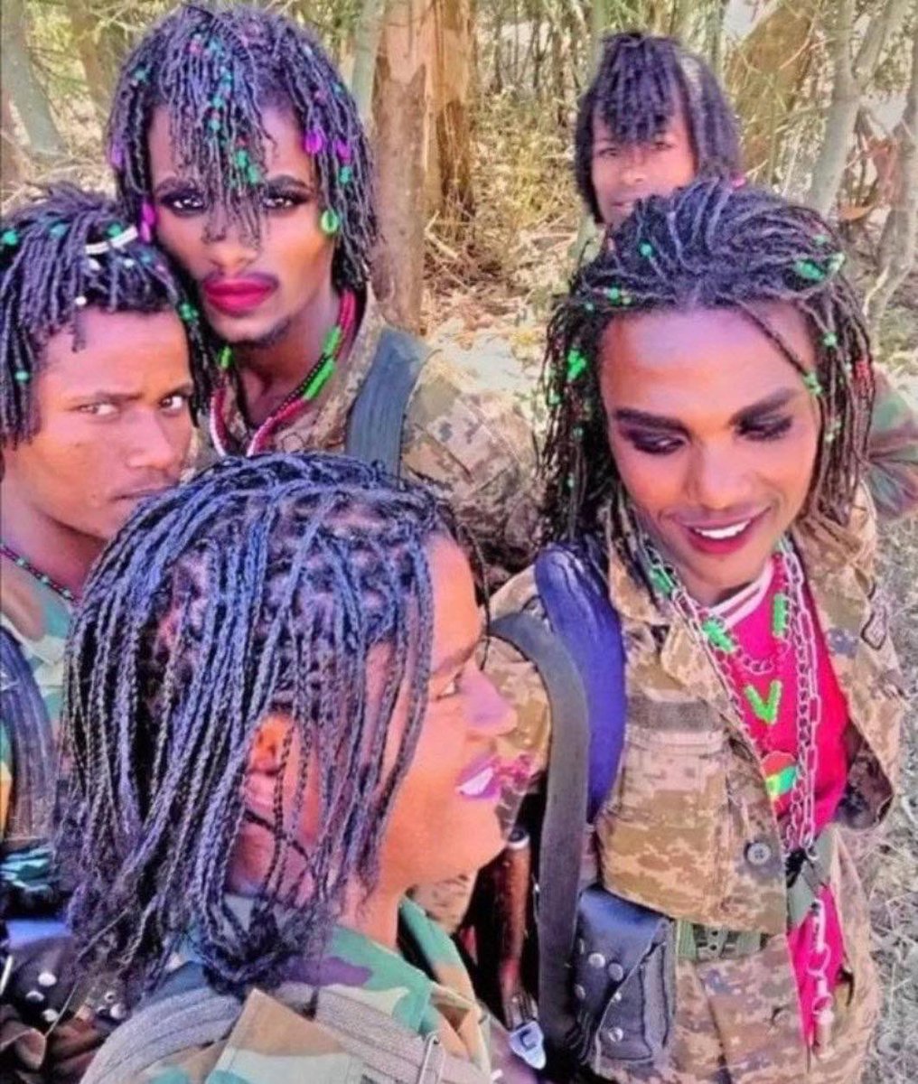 @Oscaroromo These are Oromo's women, ሲያማምሩ 😀😀