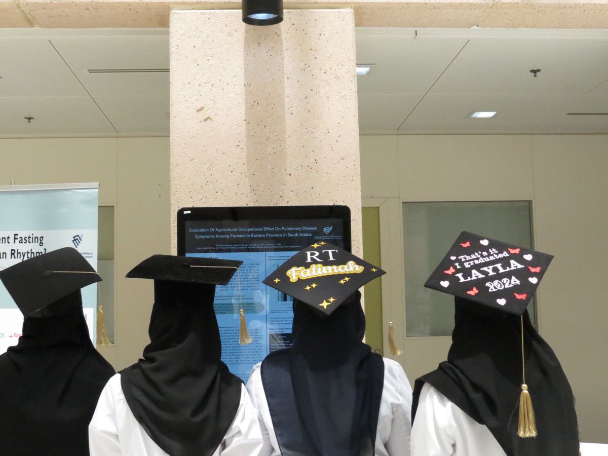 خلف هذا الانجاز 🥇
تعب، قلق، جهد، سهر، مشقة طريق، دعم اهل، مساعدة قريب وغريب، ودعوات حاوطتنا من كل صوب. 

الحمدلله 💙.