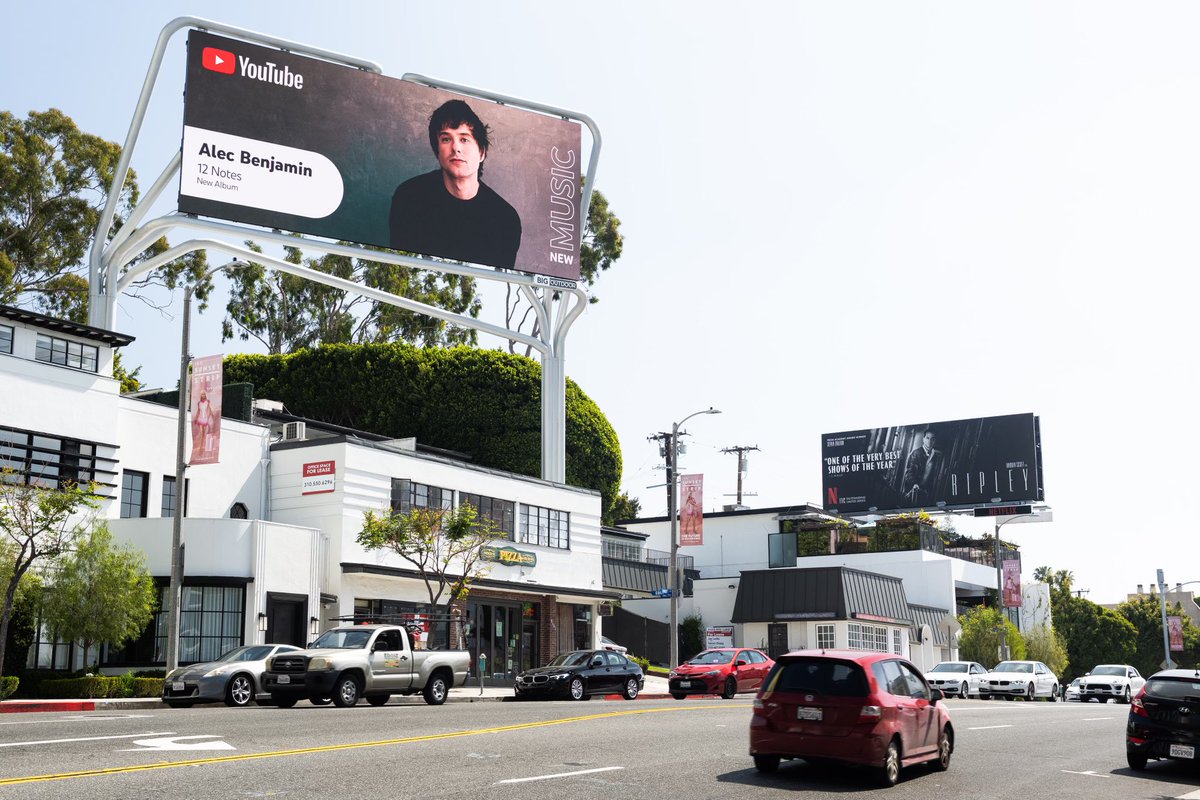 THANK YOU FOR THE BILLBOARD @youtubemusic ! ❤️