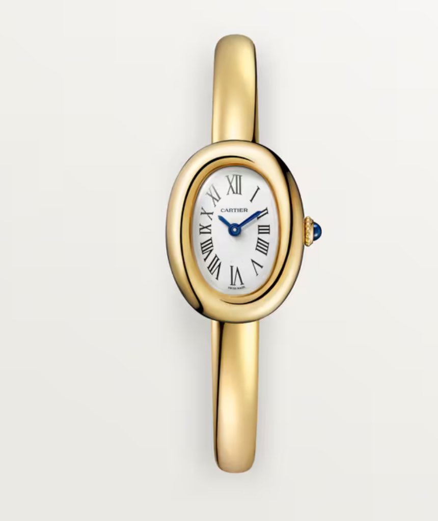JISOO wearing Baignoire de Cartier watch $12,900
