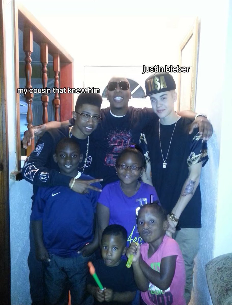 Nuove/vecchie foto  di Justin Bieber con la famiglia di Lil Twist durante la festa del Ringraziamento nel 2012! 🔙