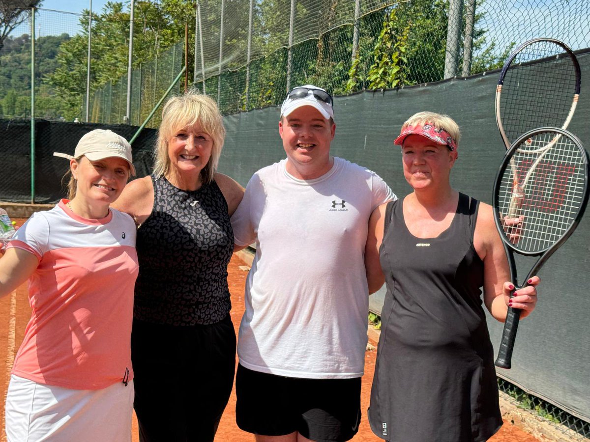 conqeor's tweet photo. Great few days on court with some fabulous people! Great fun, great company, then some great tennis at the Rome 🇮🇹 Masters Internazionali BNL d'Italia
https://t.co/KlA9QIdnwY
🙏 Anni Miller for the 📸 https://t.co/bj3mHBq9AL