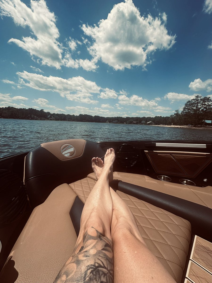 Ran 17 miles this morning then took the boat out for a relaxing ride. I don’t think much else will happen today, mama is tired lol. #lakelife #tigeboat #marathontraining #mothersday2024