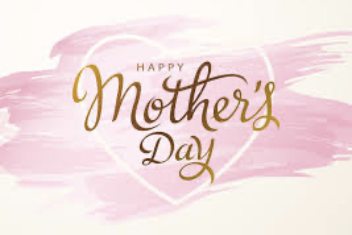 Happy Mother’s Day to all our senior Moms. 💙💛