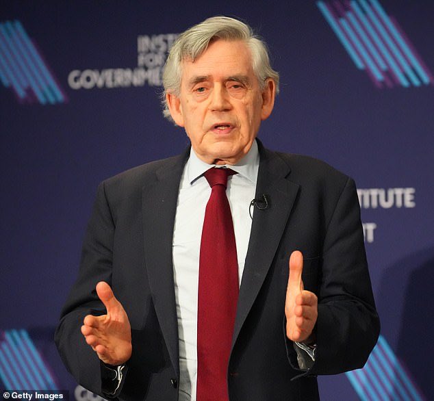 Gordon Brown's decision to sell off Britain's gold reserves in 1999 has cost the country £21 billion - analysis by the Conservative Party suggests. The dope sold 401 tons of gold – more than half of the UKs holding at the lowest price in 20 years – $261 an ounce - compared with…