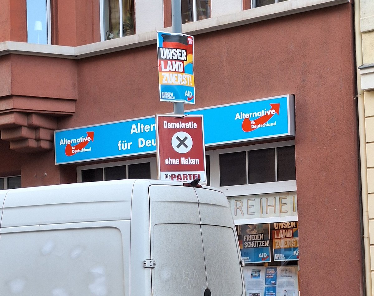 In #Bautzen #Sachsen Stand heute Wahlplakate von BSW (Richtung Gesundbrunnen fast nur Putinknecht), Grüne, Linke, Freie Wähler, Die Partei, SPD. AfD nur 2 Plakate beim Parteibüro. Keine kleinen Wahlplakate von CDU gesehen. Freie Sachsen auch nicht gesehen.