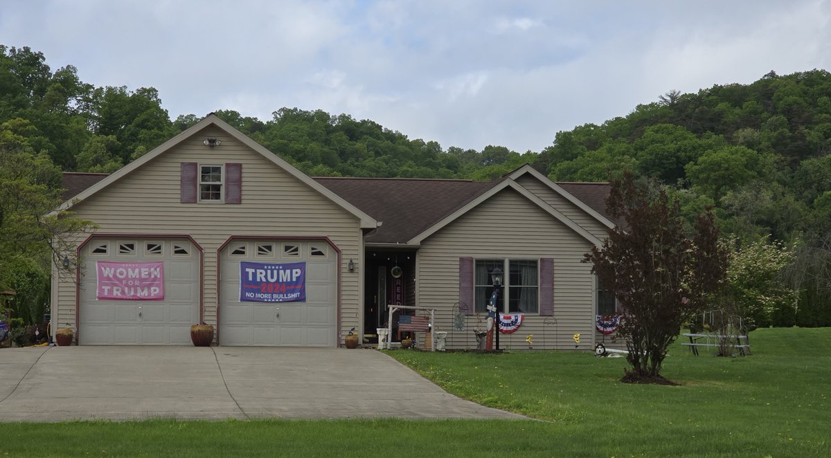 Spotted in Pennsylvania: TRUMP 2024 - NO MORE BULLSHIT