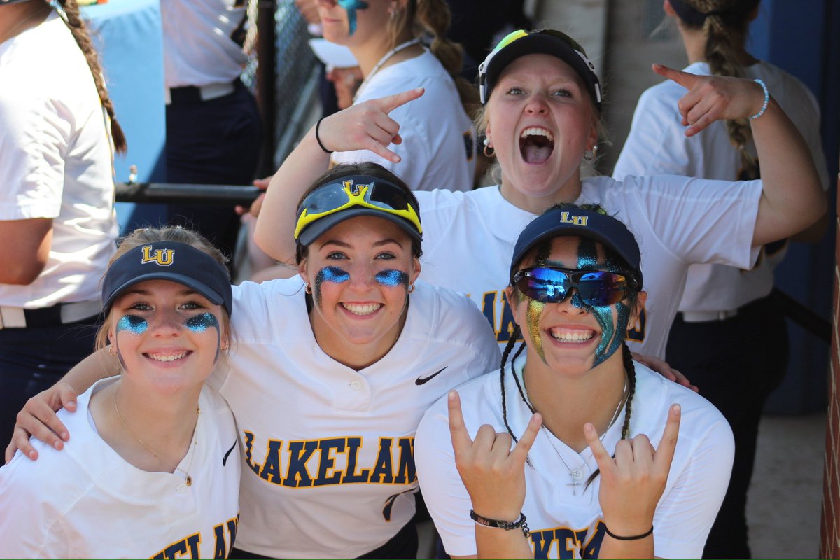 #NACCsb🥎| Championship Game 1 was so fun they wanted to do it again! 📸📸📸 @lumuskies vs @du_stars - Championship Game 1 #NACCtion #d3sb