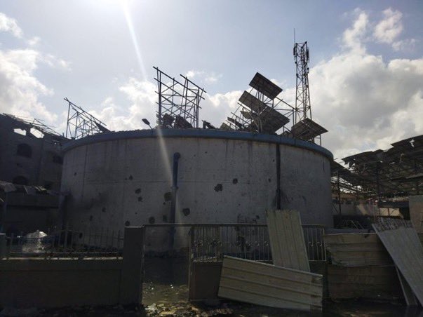 The water tank in Tal Al-Hawa area of Gaza has been critically damaged as a result of last night's israeli bombing, including 40 wells & pipelines