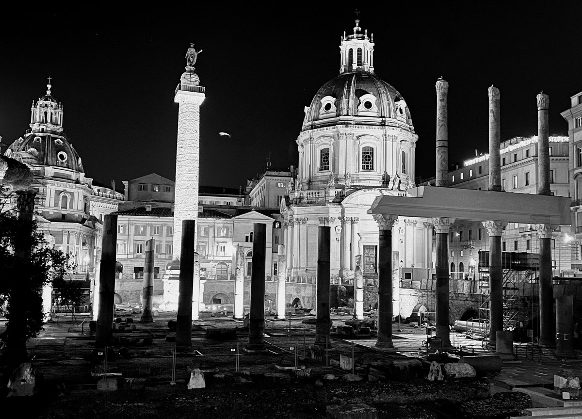 #Roma i miei notturni in bianco e nero #buonaserata #goodnight