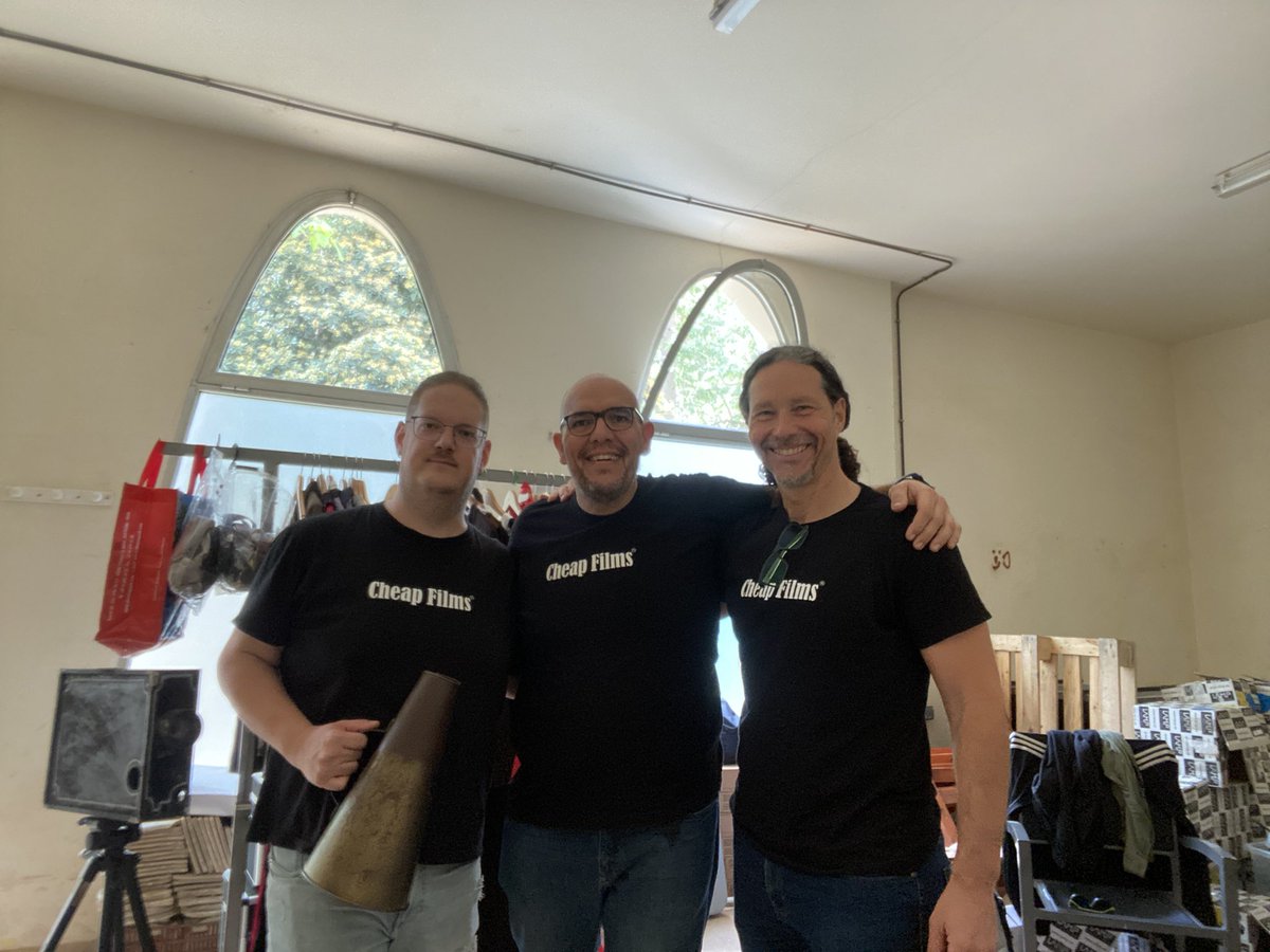 Un gran dia de retrobaments sota la missió de fer cinema per passar-ho bé i fer passar-ho bé. <a href="/FiraModernsita/">Fira Modernista Terrassa</a> <a href="/visitaterrassa/">Terrassa Turisme</a>