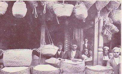 دکان برنج‌فروشی در بازار رشت دوران قاجار 📌 گیلان قدیم