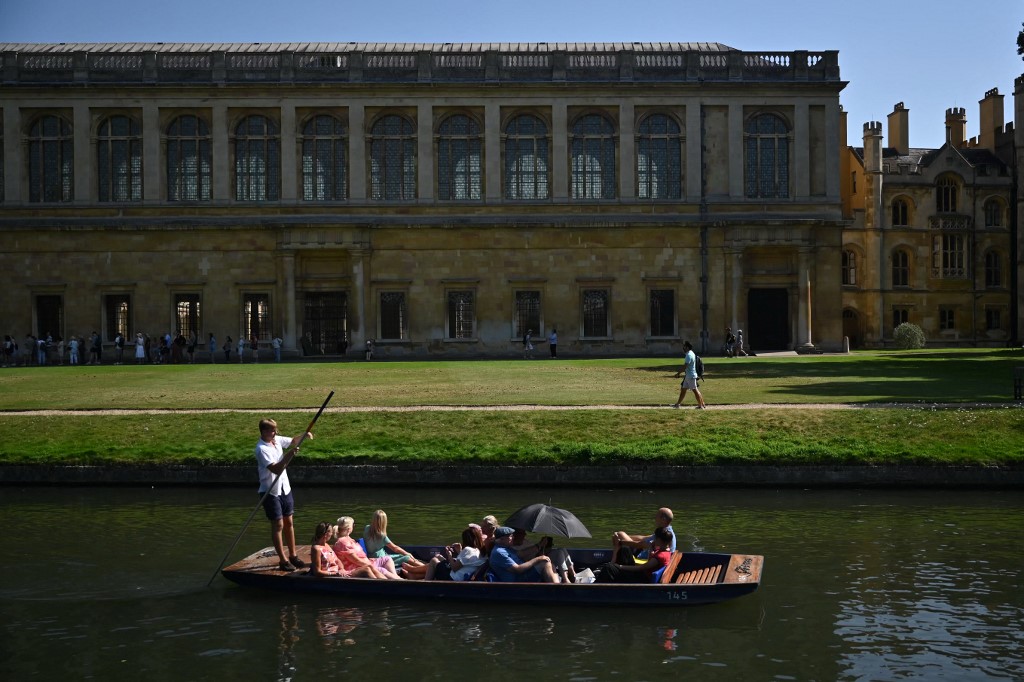 Exclusive: Trinity College Cambridge, the University of Cambridge's wealthiest constituent college, has decided to divest from all arms companies, Middle East Eye can reveal.

pulse.ly/fm6rdjjcb3