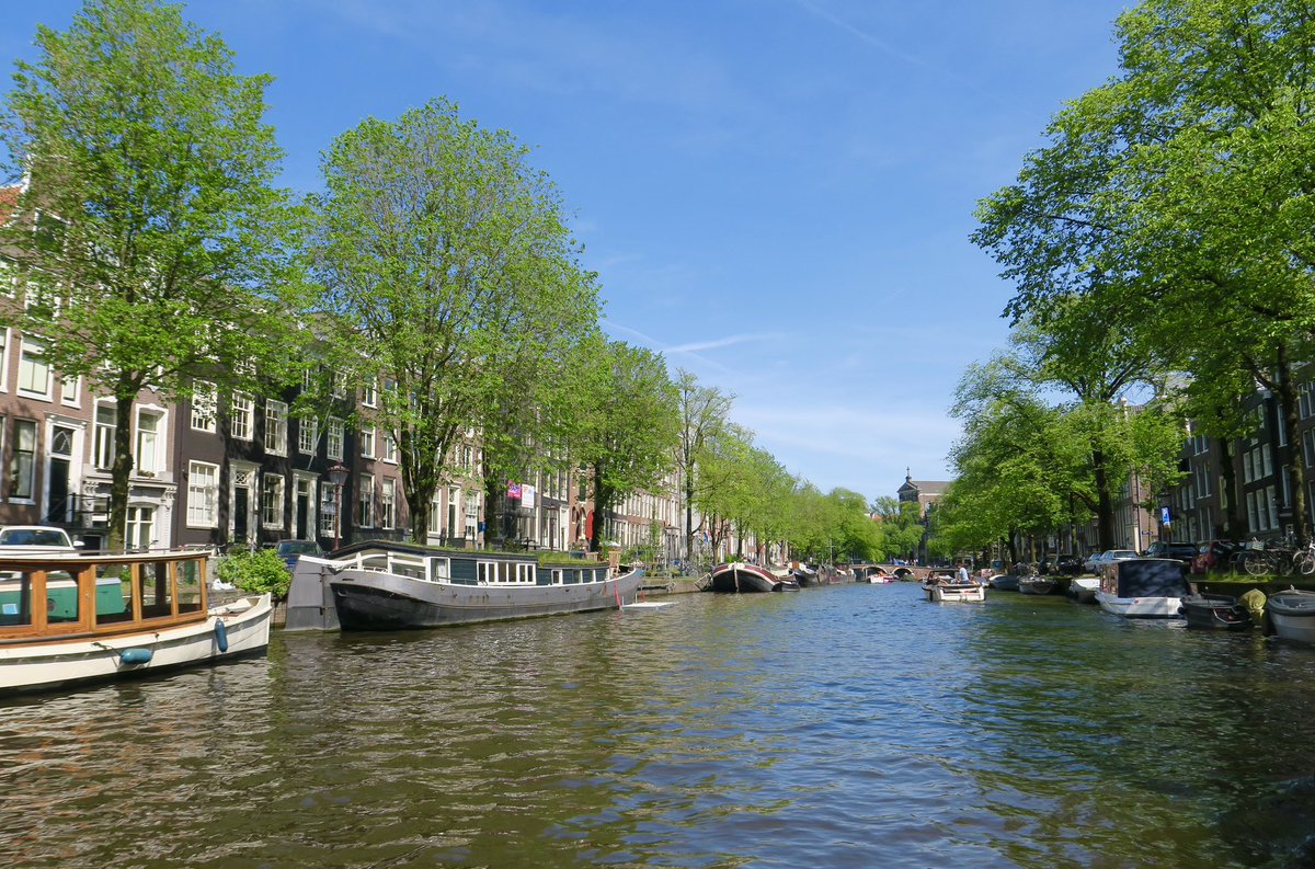 Beautiful sunny day to explore Amsterdam while docked on @arosa_cruises riverboat A-Rosa Sena