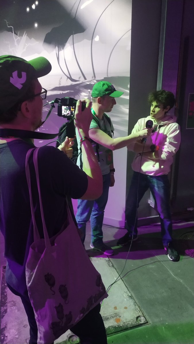 IndieColle's tweet photo. Après @AMazeFest la team IC rentre en France demain ! Super festoche, des gens cools, des idées plein la tête pour le futur, allez tschüß ! https://t.co/d04DoKGyLL