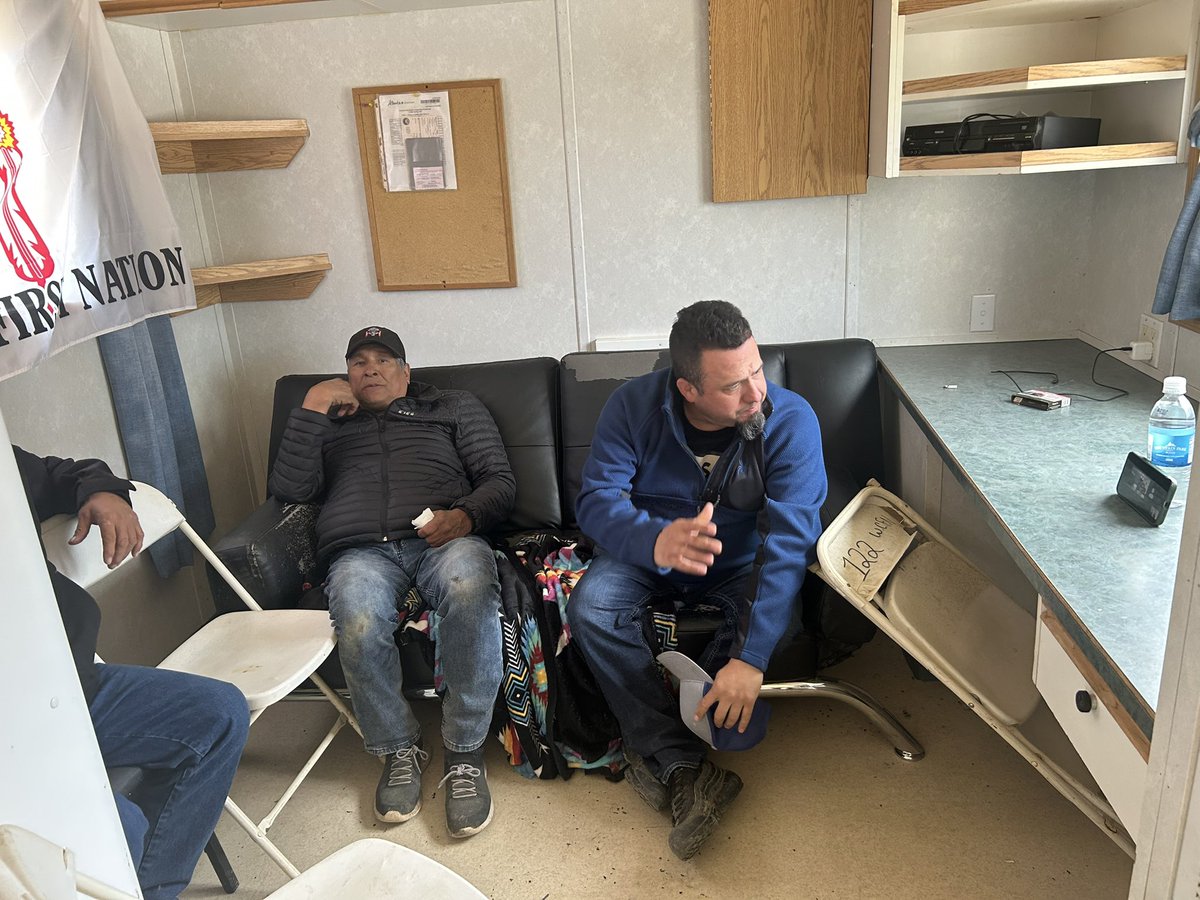 Woodland Cree Chief Issac Laboucan-Avirom & council members ready to Zoom with a criminal lawyer to prep them on their rights should they be arrested if RCMP enforce the injunction obtained by Obsidian Energy @ricochet_en @IndigiNewsMedia