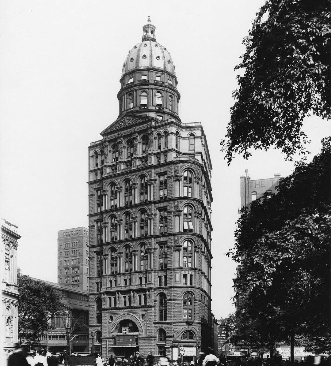 The World Building in New York City

 Demolished in the 1950s.