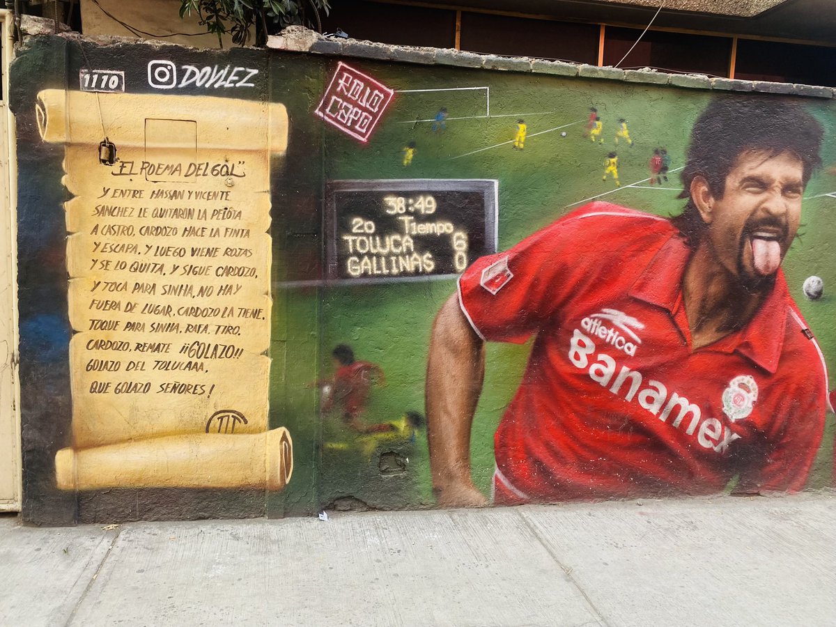 Ayer al caminar la periferia del Nemesio Diez me encontré con esta joya de mural… son los detalles que aún siguen faltando en el @EstadioAKRON 

En @Chivas tenemos grandes leyendas y hazañas que deberían estar plasmadas en las paredes del estadio! 
@Amauryvz 
@olimpiacabralr