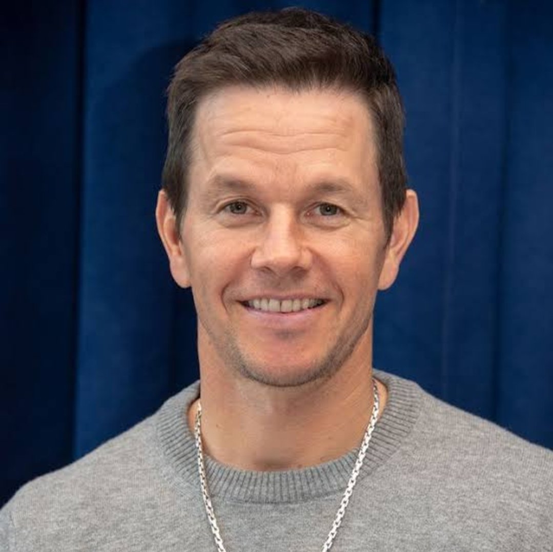 Mark Wahlberg calls out Hollywood Democrats. He said, 'If you don't like the USA, please leave and take your friends Alec Baldwin, Cher, Jennifer Lawrence, Miley Cyrus, Barbra Streisand, Matt Damon, Oprah, and Colin Kaepernick with you.' Do you agree?